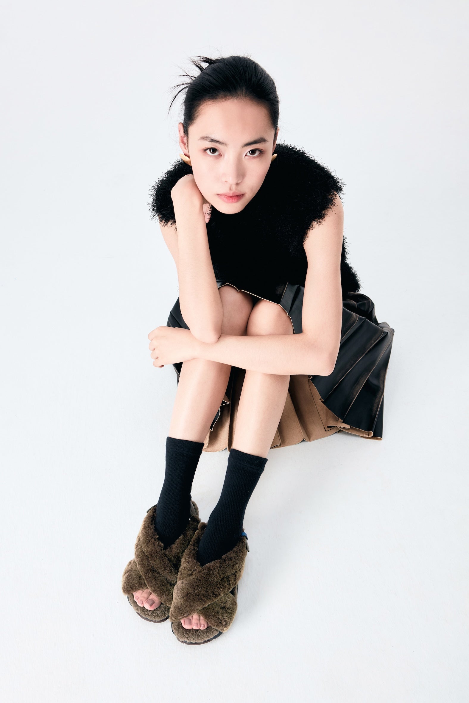 Cozy mocha shearling winter sandals for modern women