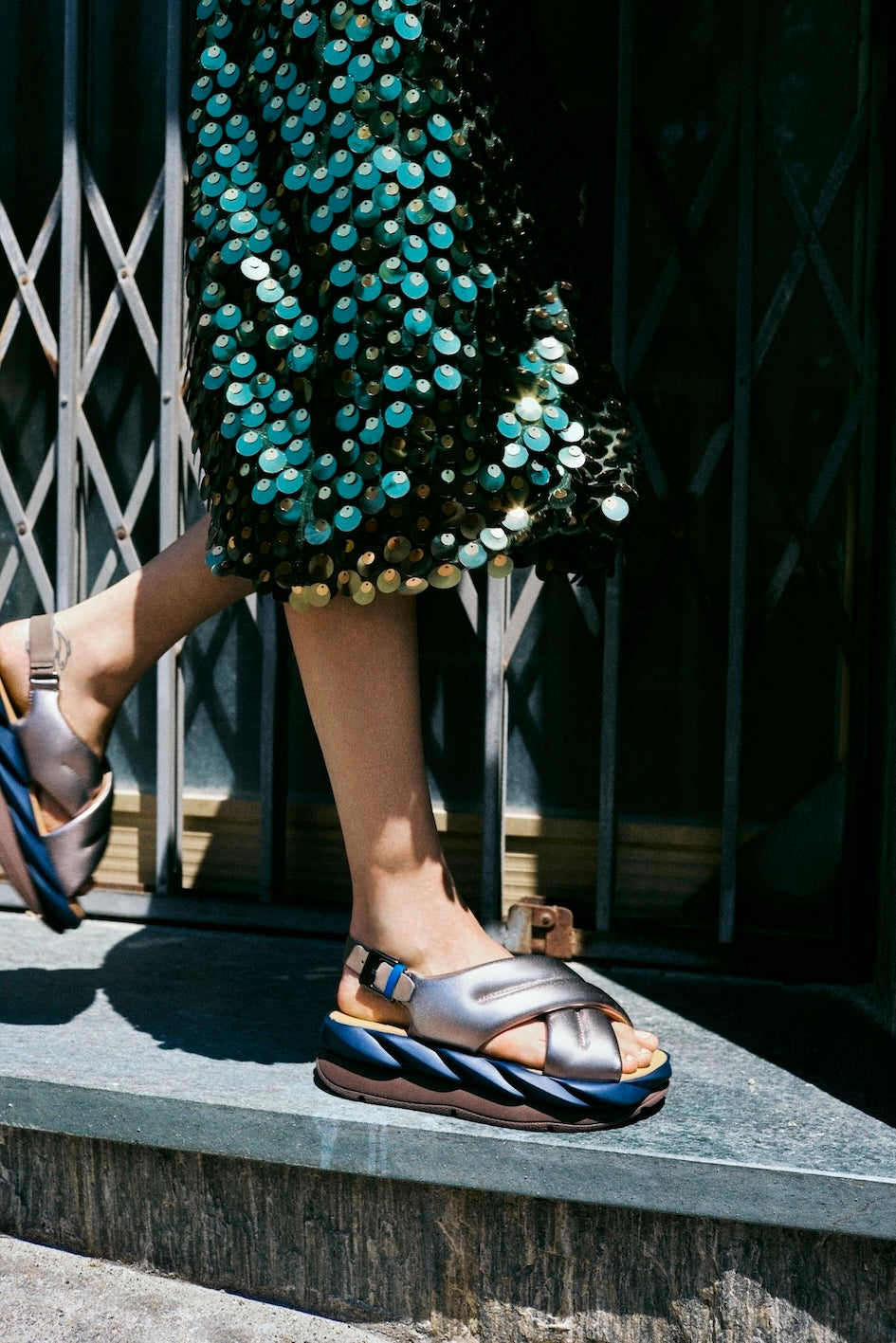 Iconic women's cross-strap brown sandals from 4CCCCEES