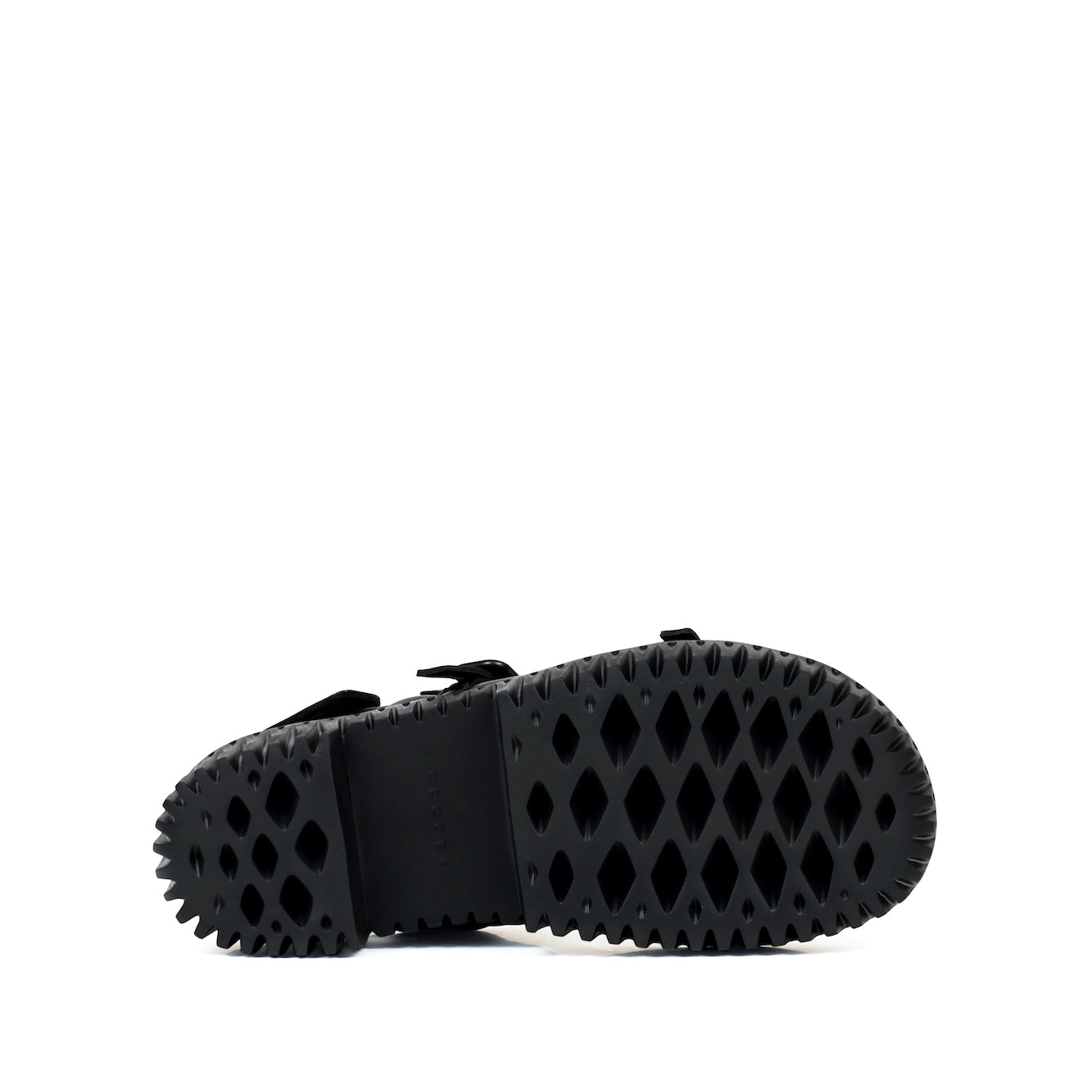 Refined women's platform sandals in black leather